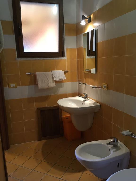 Agriturismo Usurtala Orani Exteriér fotografie